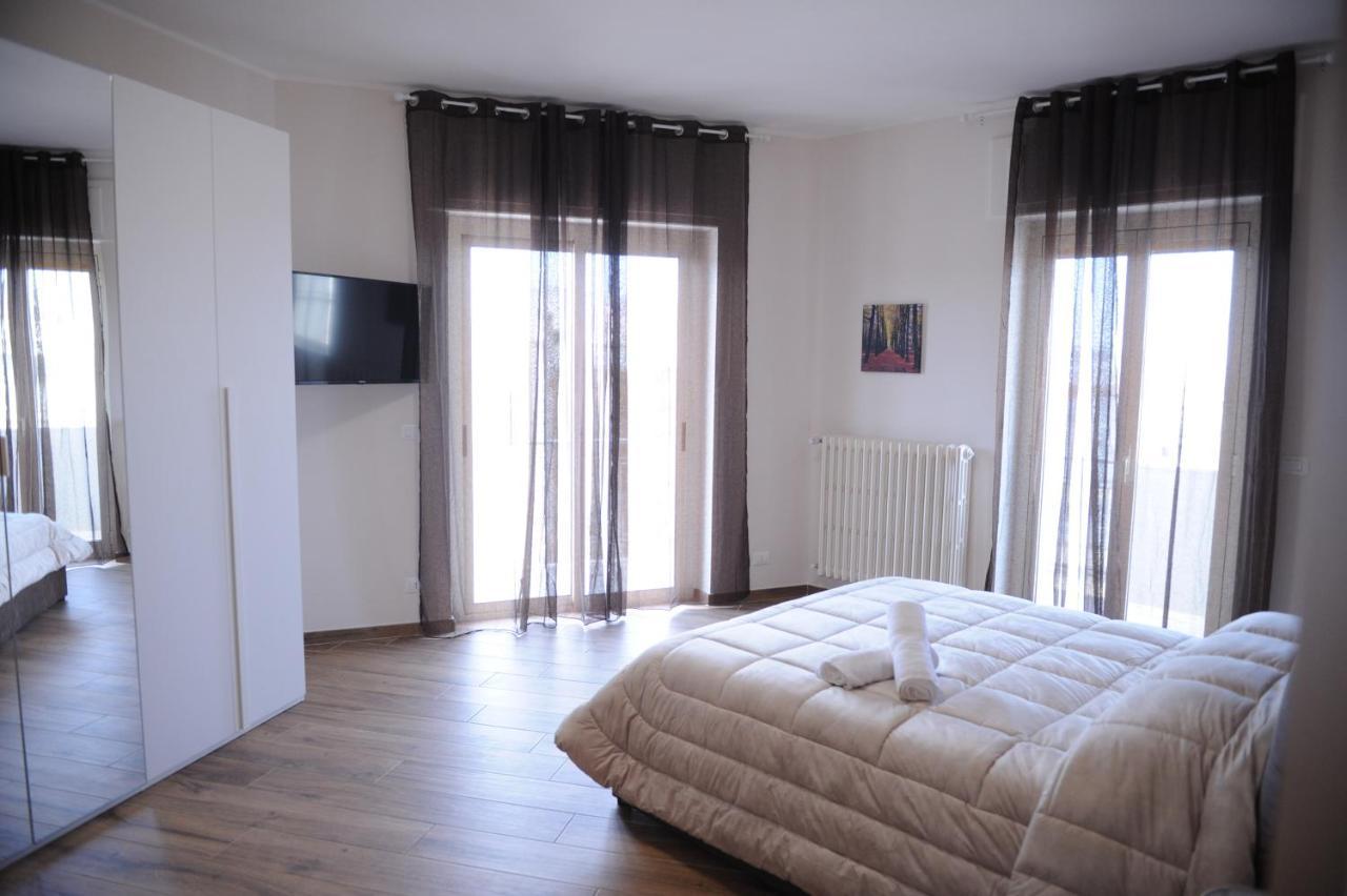 Guesthouse Fino'S Family Monopoli Bagian luar foto